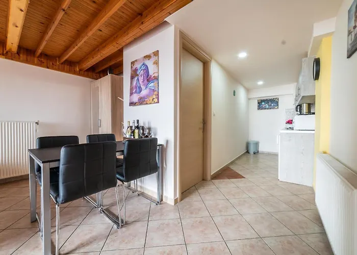 Rooms Kavala